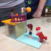Przypowieść o Synu Marnotrawnym klockami Lego malowana - prace uczniów klasy II C